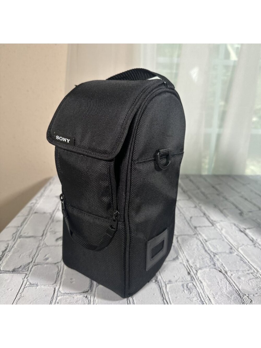 Sony OEM Lens Bag Case for FE Series/E-Mount Lens 11"x4.5"x4.5"  No Strap